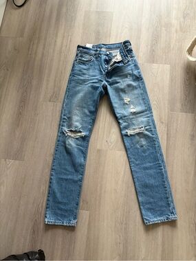 Levi's Straight cut Distressed medium wash Jeans